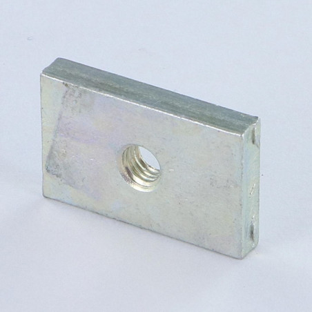 1 x Nut Rectangular M6 18X15X6 Zinc Plated