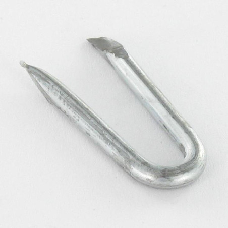 1 x Kilogram Staple Zinc Plated 4X40