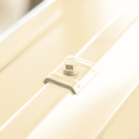 1 x Self Drilling with jumper for roofing 2 pieces Type E1 Ral1015/Light Ivory 6.3X100