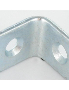 Bracket 62X62X15 4 Hole Diameter 4.5 Zinc Plated 2
