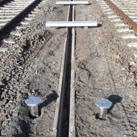 1 x Foundation screw 76X3.6X2000 Hot Dip Galvanized