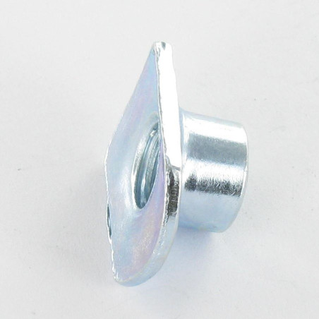 1 x Weld Nut CURVE M10 Zinc Plated